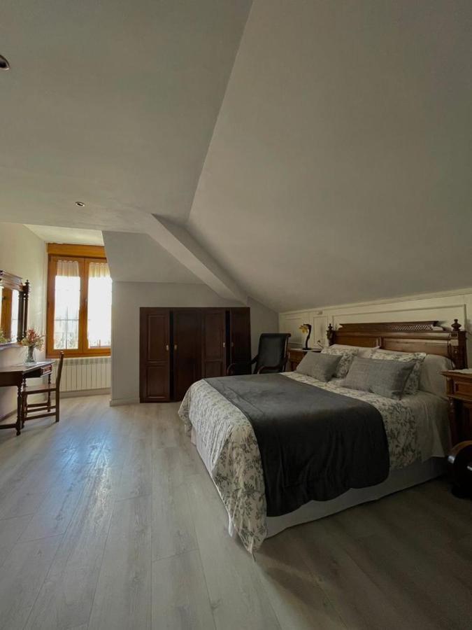 Hotel Rural El Torrejon Лас-Аренас Екстер'єр фото